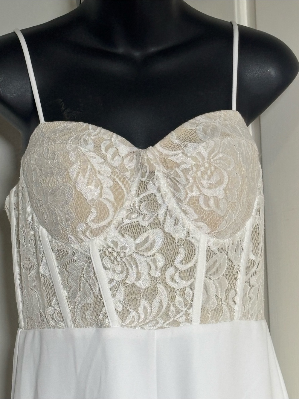 Lulus Eloquently Enticing White and Beige Lace Bustier jumpsuit - Picture 8 of 11